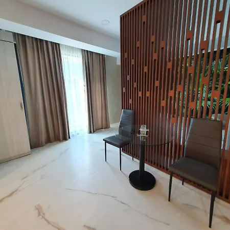 Citrin Luxury 5* Năvodari